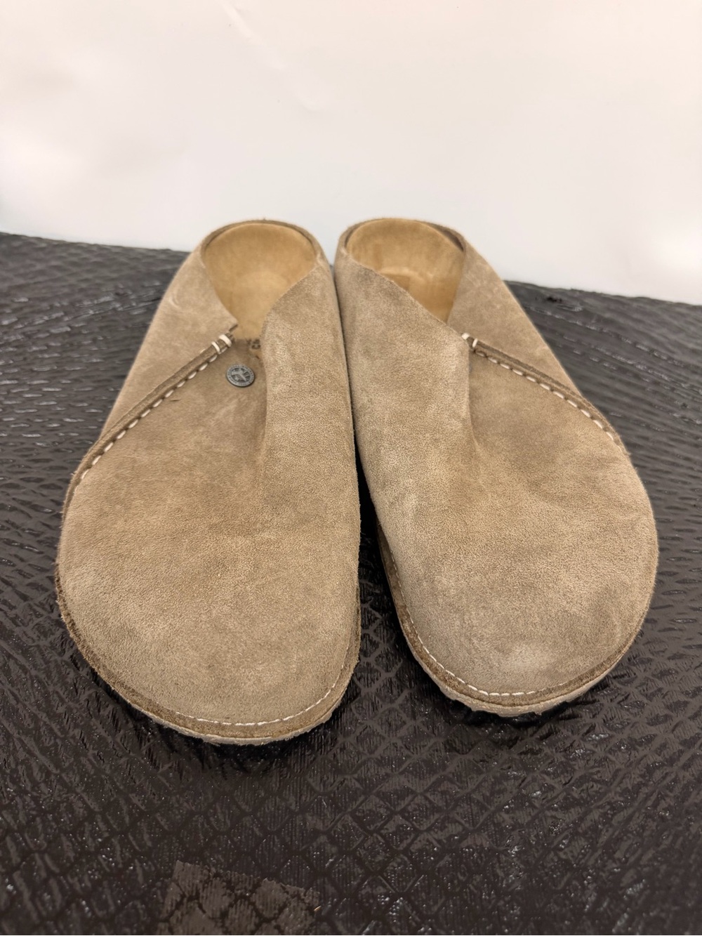 Birkenstock Casual Suede Slip-On Loafers in Light Brown Mens size 12